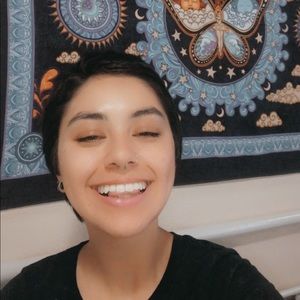 Meet your Posher, Julianna